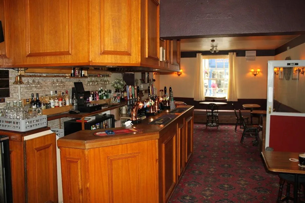 Rose and Crown