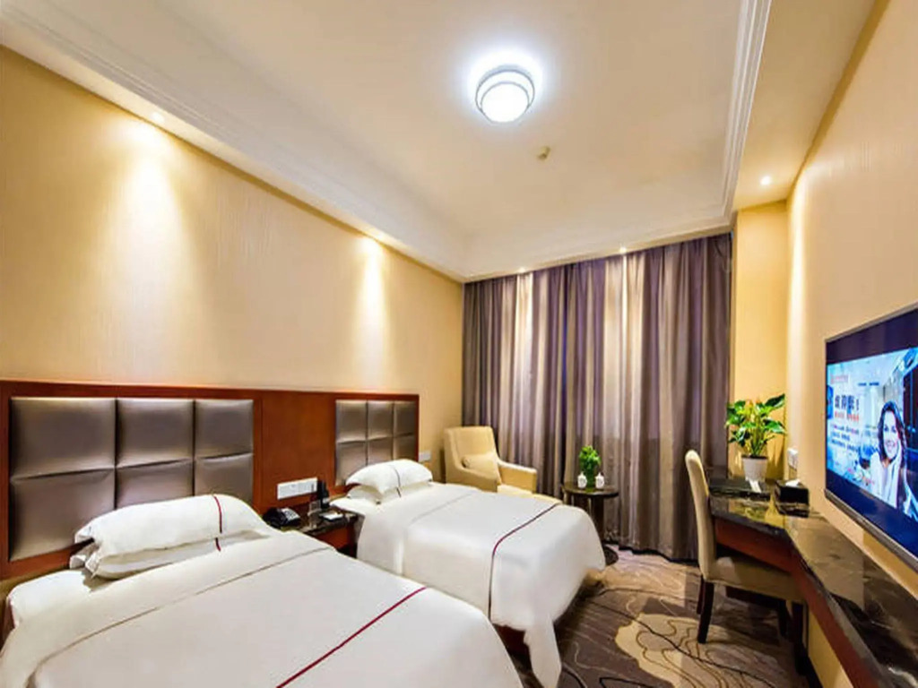 GreenTree Eastern Yichang Jindongshan Hotel