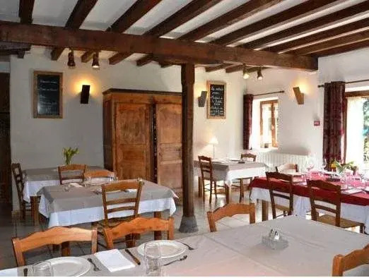 Logis Hôtel Auberge de la Hulotte