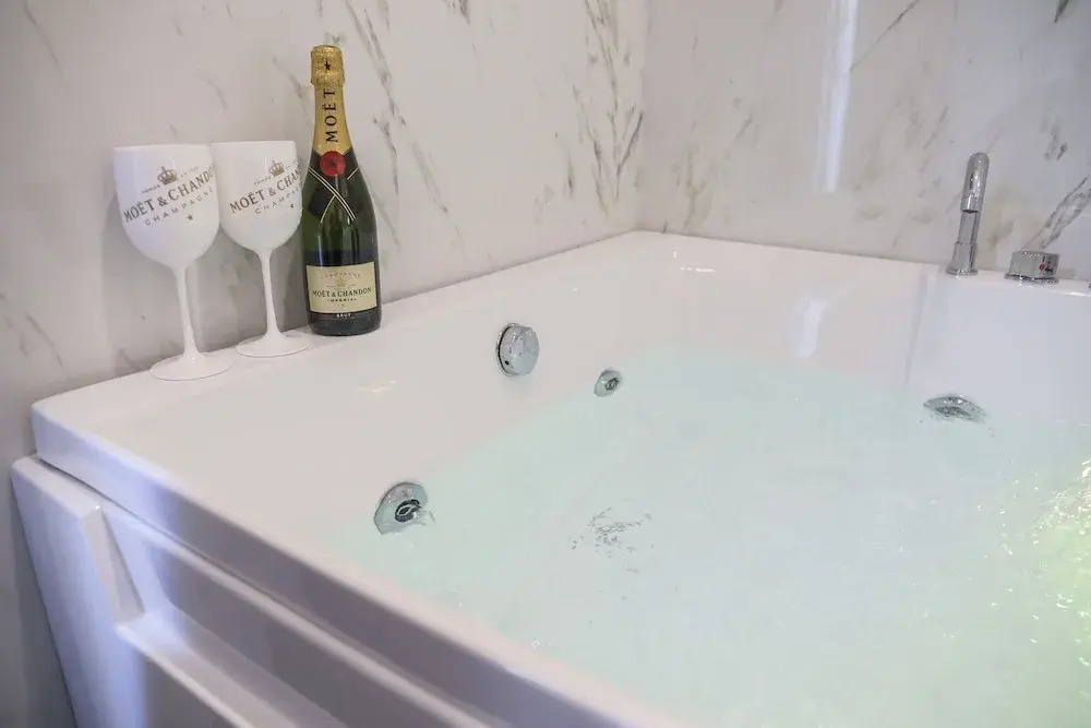 Namor Rooms  Suite