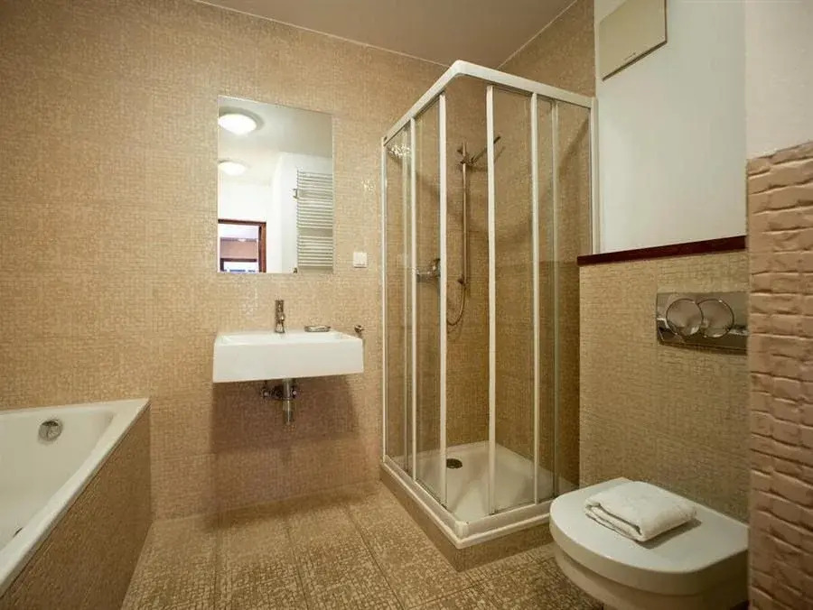 Platinum Towers Central Apartments