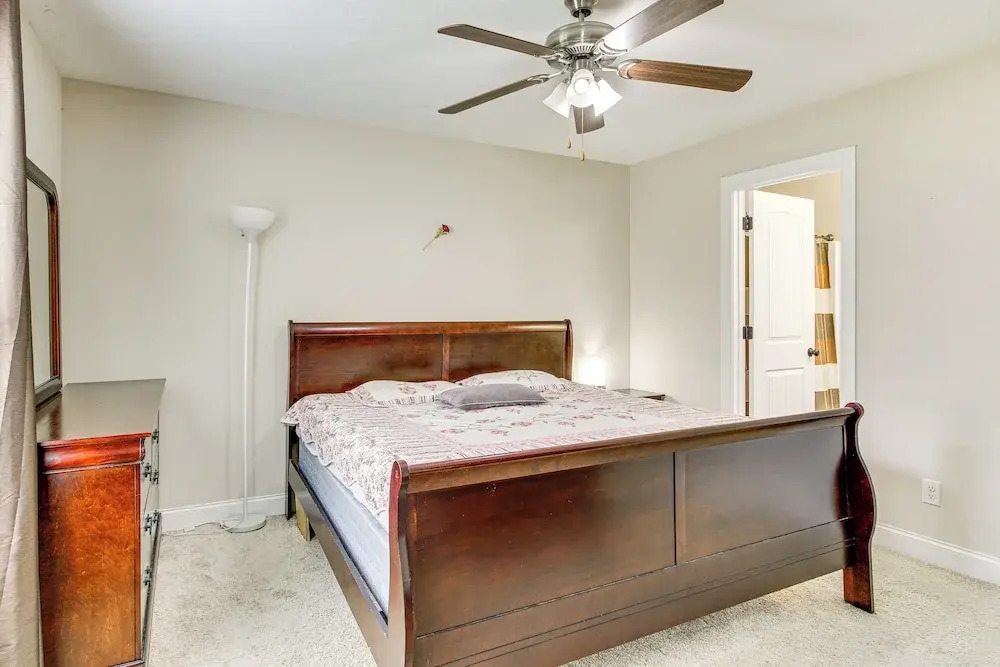 7 Mi to Dtwn Augusta: Townhome Near Shops & Eats!