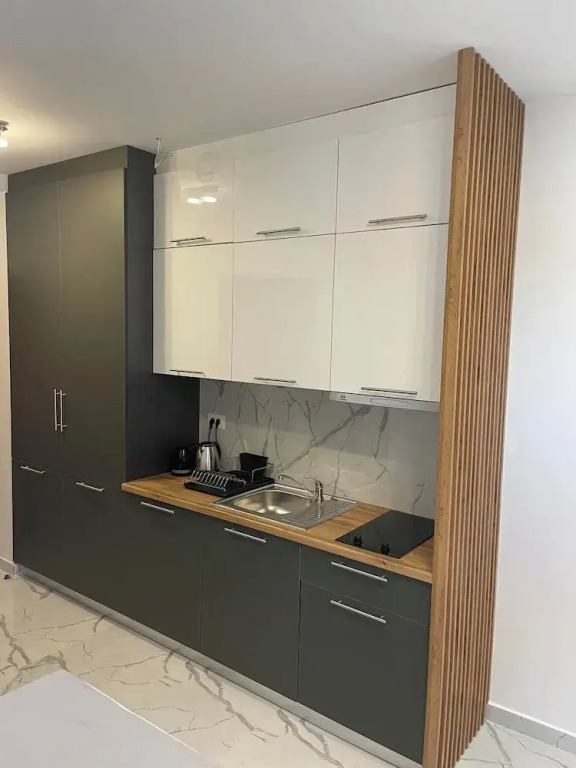ARA Luxury Suites