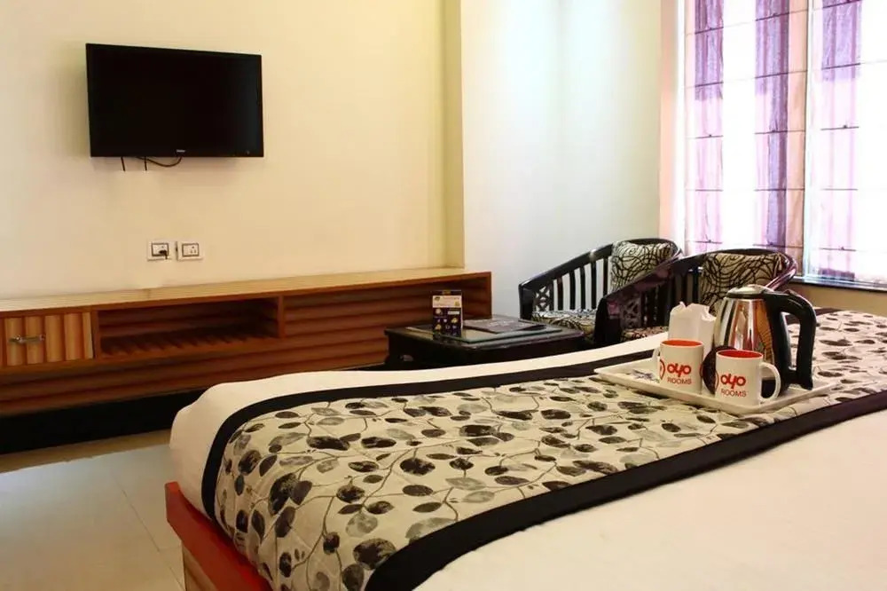 OYO Premium Pacific Mall Rajpur Road