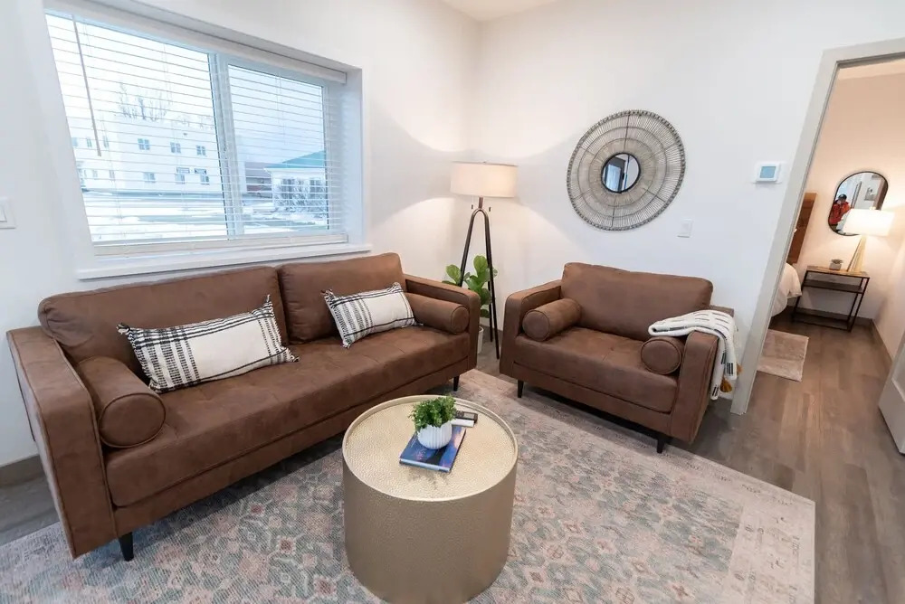 Colony Suites