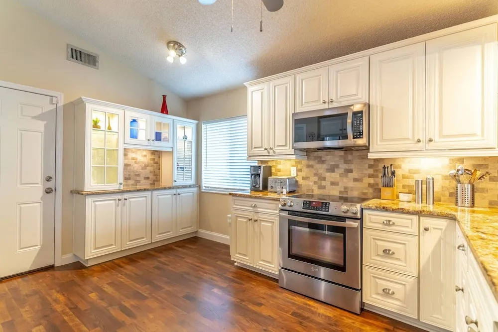 2616 Montego Bay
