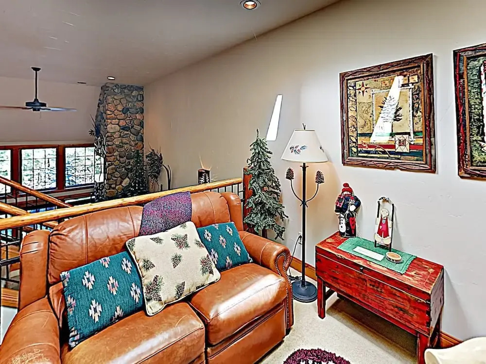 Aquila Lodge W/ Hot Tub & Sharc Access! 3 Bedroom Townhouse