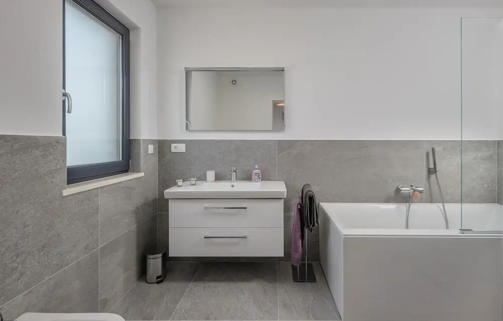 Nice Apartment in Kostrena With 3 Bedrooms and Wifi