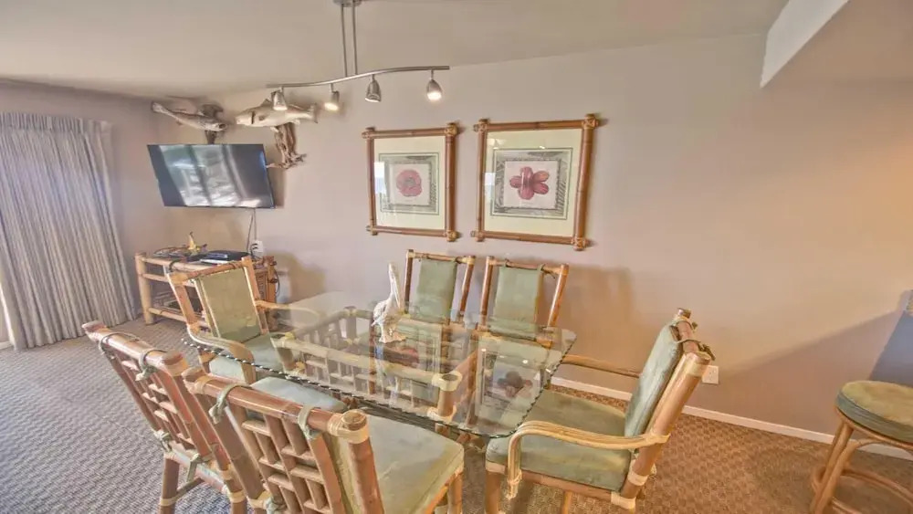 216 - 2 Br Condo