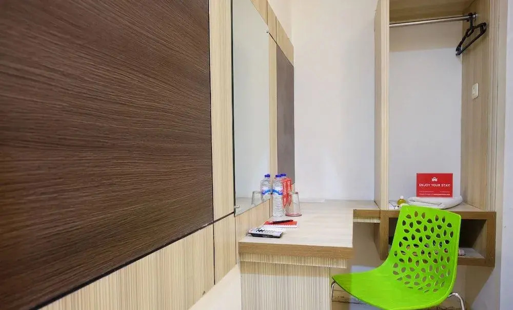 ZEN Rooms Basic Kalimas Sunan Ampel