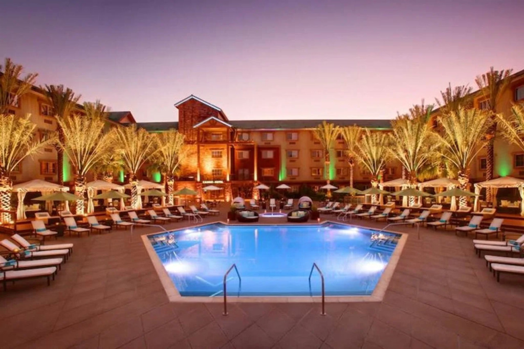 Silverton Casino Lodge