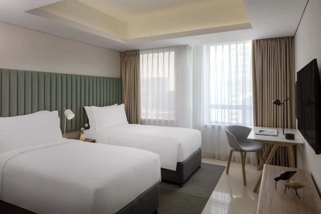 Staybridge Suites Dubai Internet City by IHG