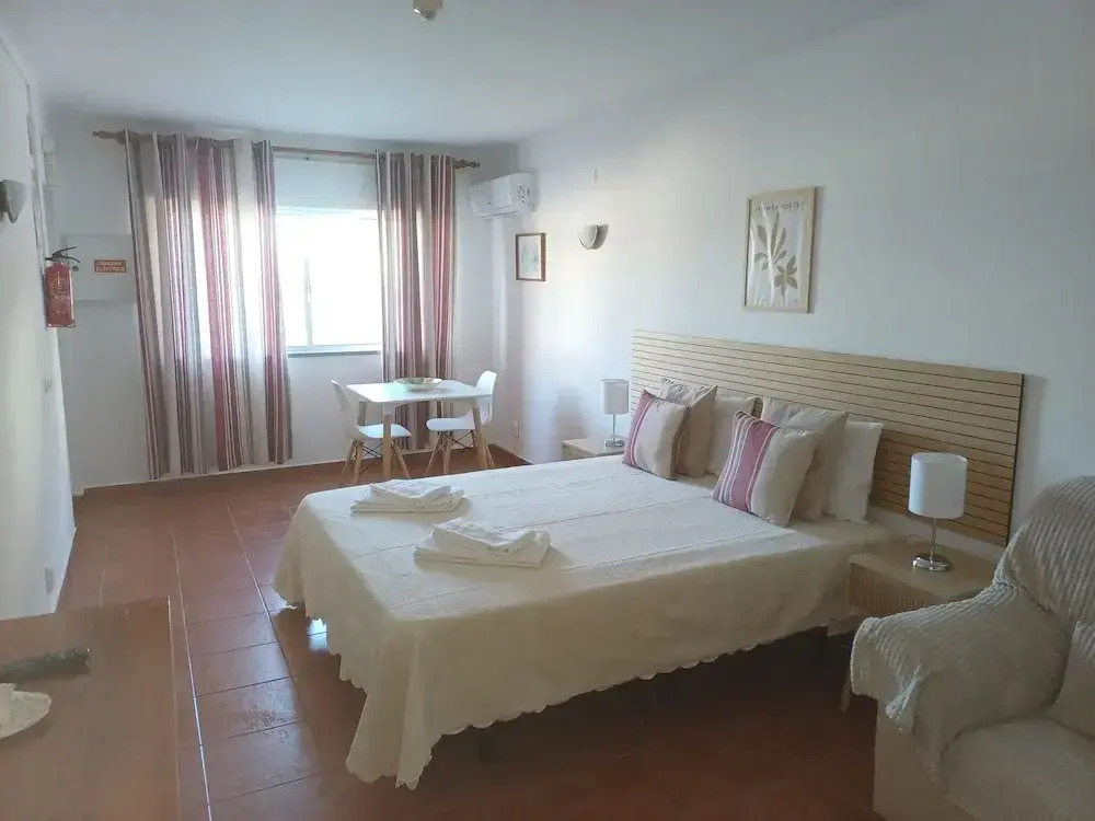 Apartamentos Salema Praia Club