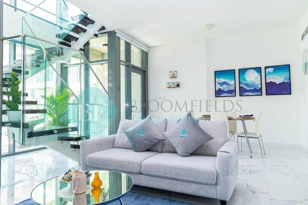 Bloomfields 2BR Duplex Canal View Ra