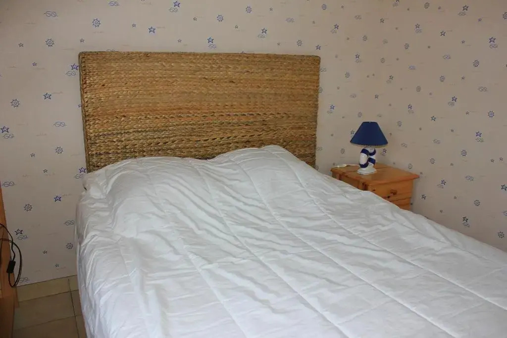 Une sympathique maison de vacances aux volets bleus