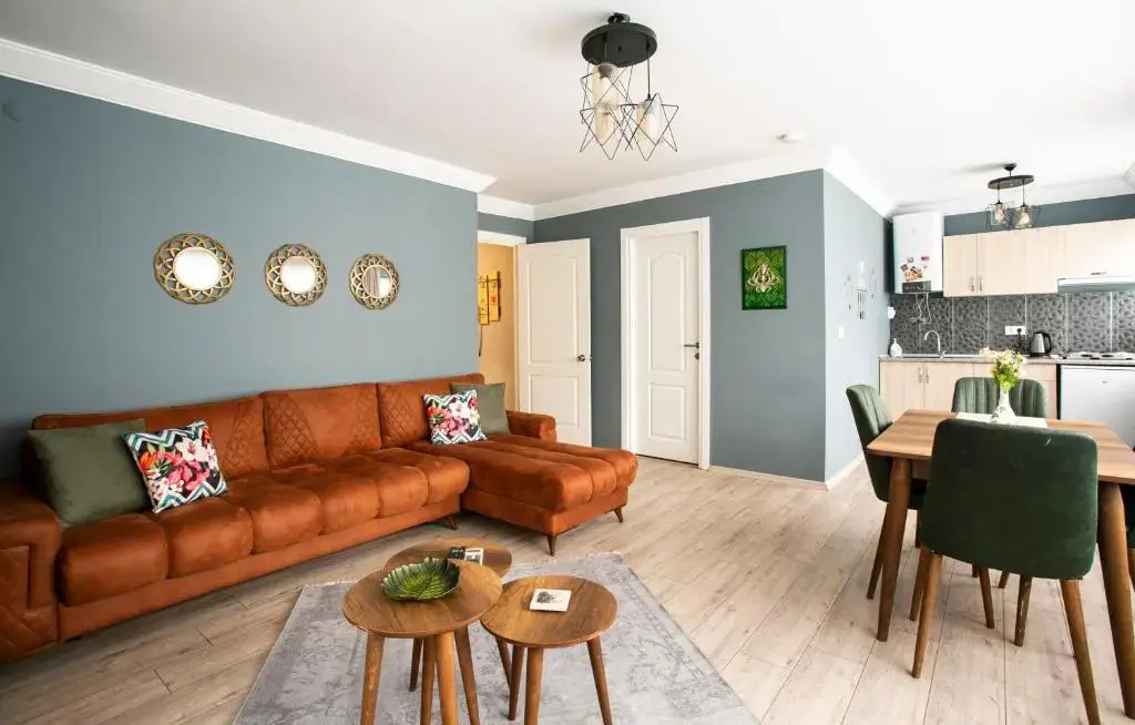 Sirena's Suites
