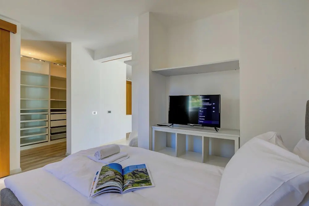 Lugano Lake View Villa with Private Pool