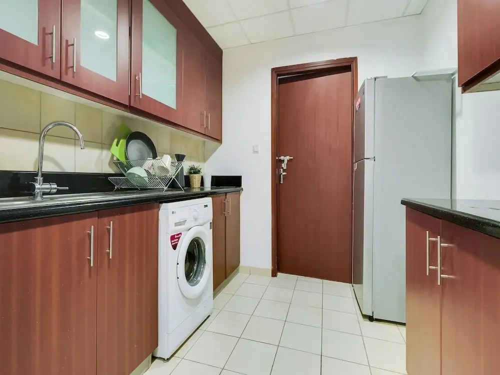 Oyo Home 2184bhk Sadaf 1