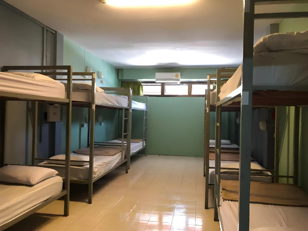 Echo Beach Hostel