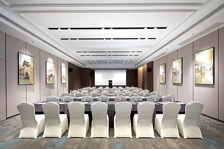 Hampton by Hilton Jiaxing Canal