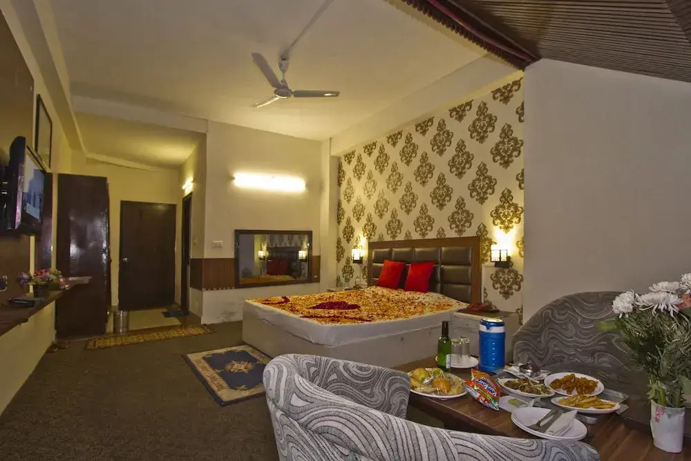 Hotel Sitara International