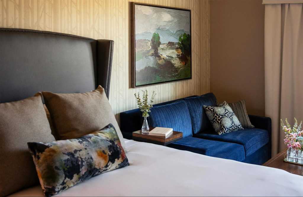 River Terrace Inn