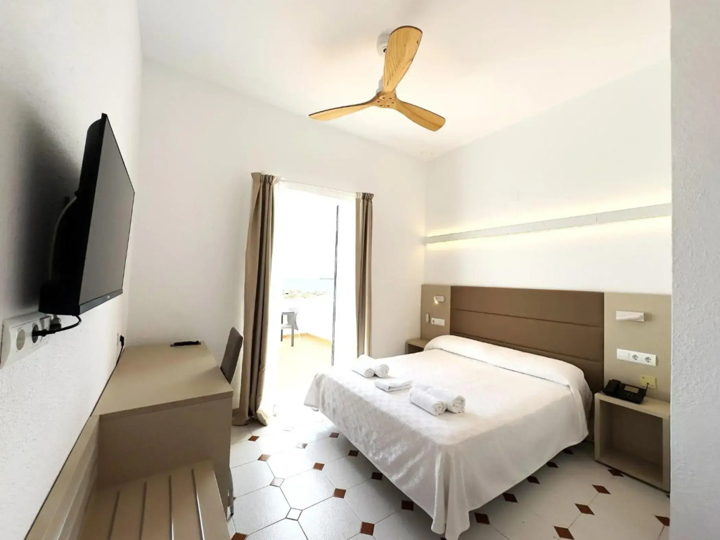Hotel Roca Bella