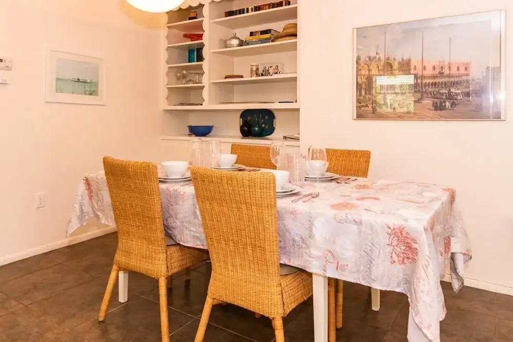 Bman Beach Cottage