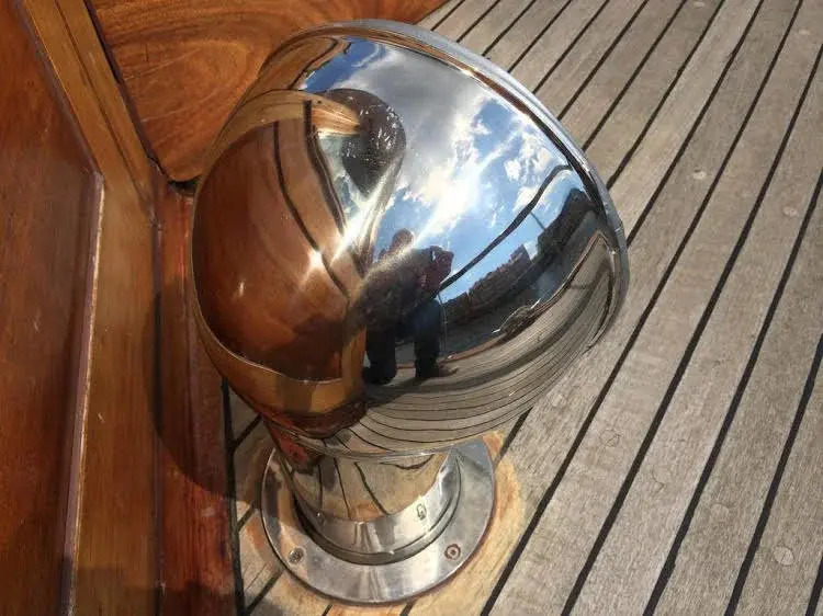 Hotelschiff Nedeva Bremen