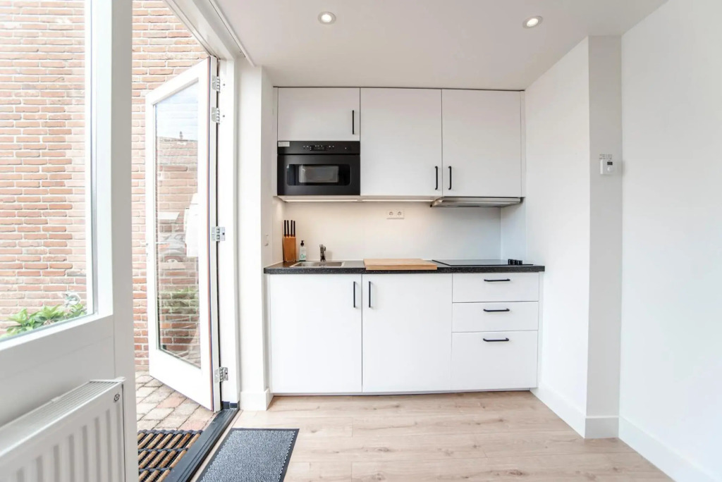 Happy Days Apartment - Luxurious - Free parking on own property