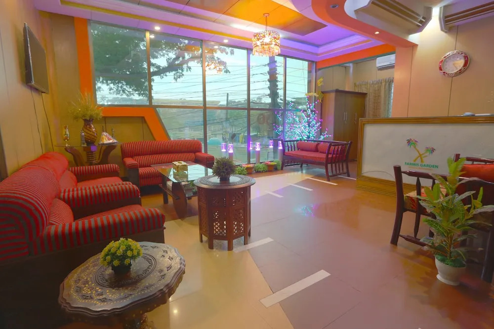 Hotel Farmis Garden