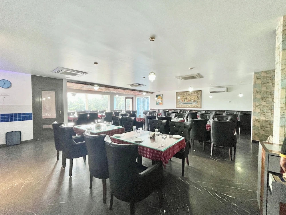 Hotel V-i sea view - Puri