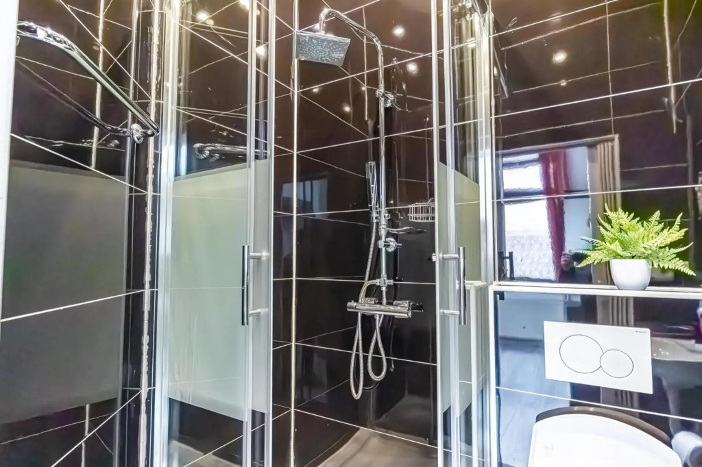 Modern Apartment suitable for Longstays