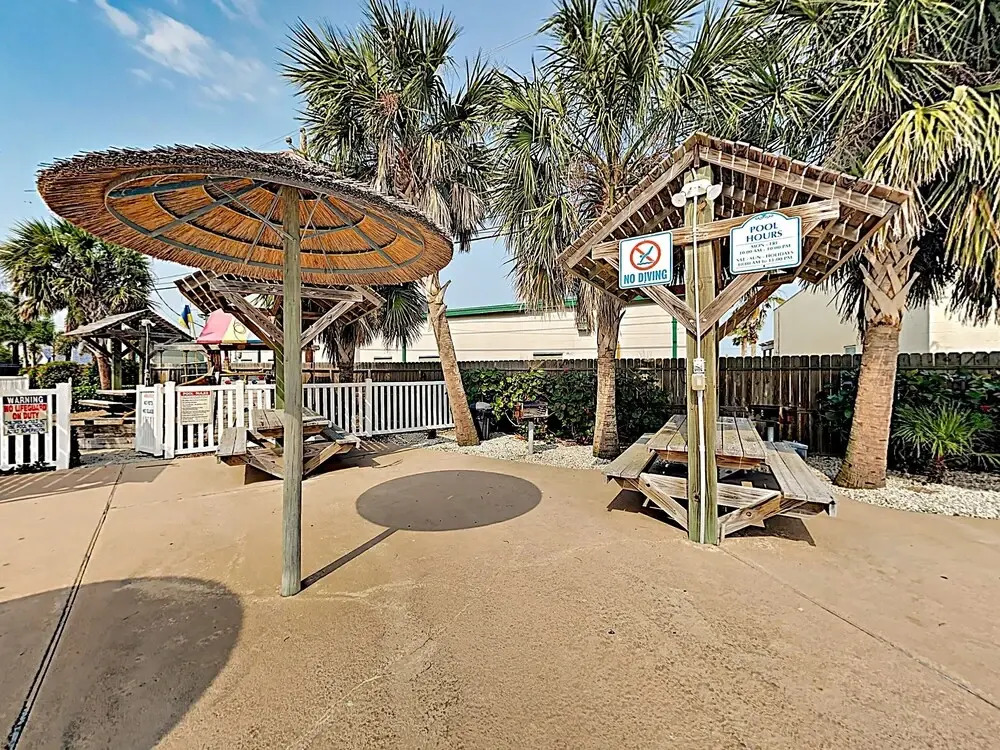 Renovated Nemo Cay Townhome W/ Pool-- Near Beach 3 Bedroom Townhouse