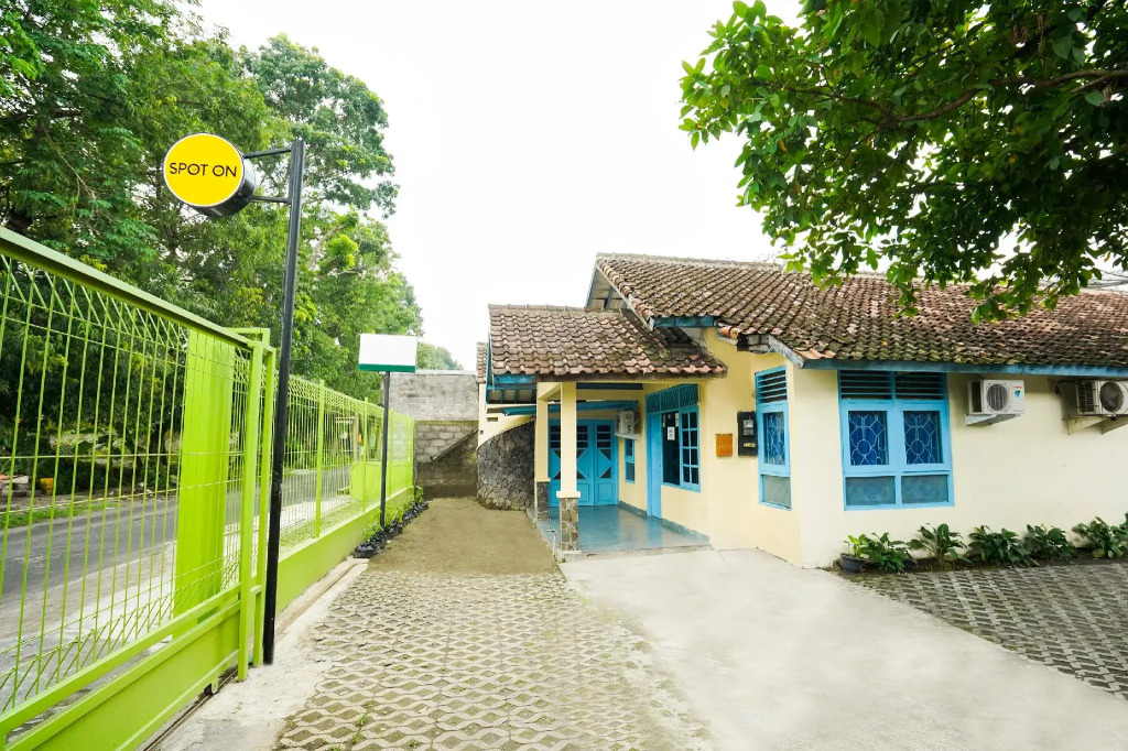 Hotel O Omah Jm