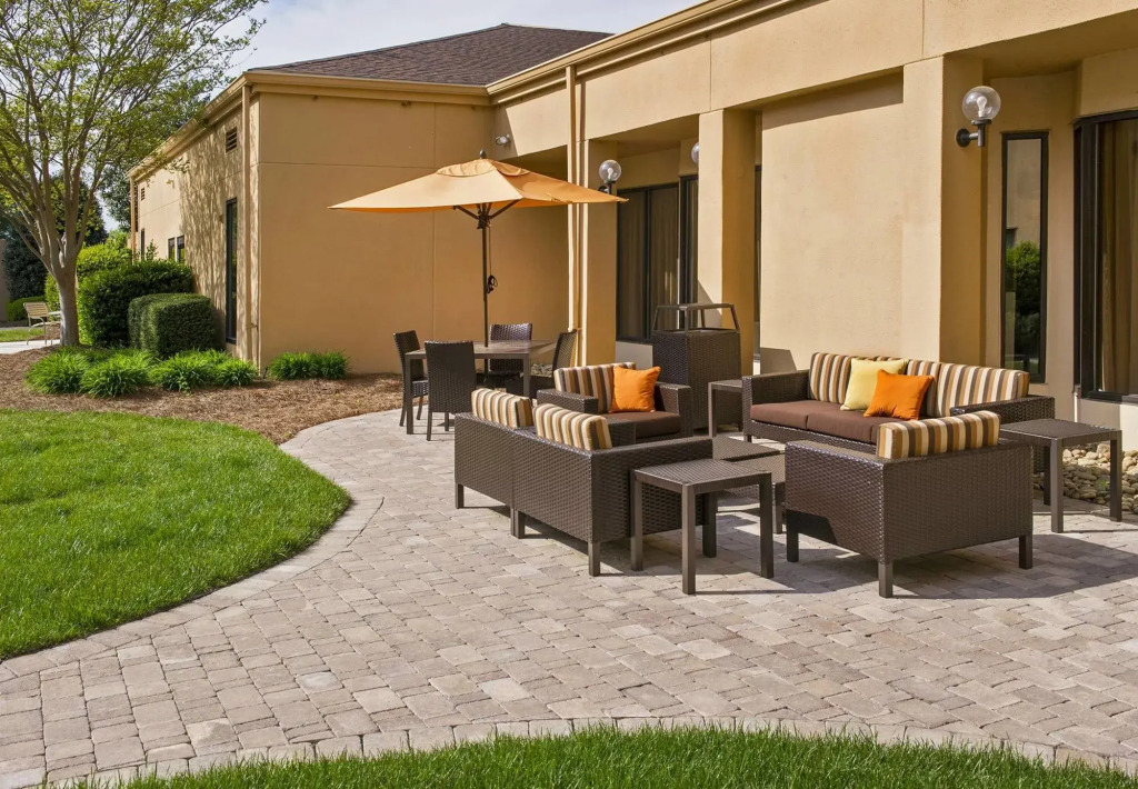 Sonesta Select Charlotte University Research Park
