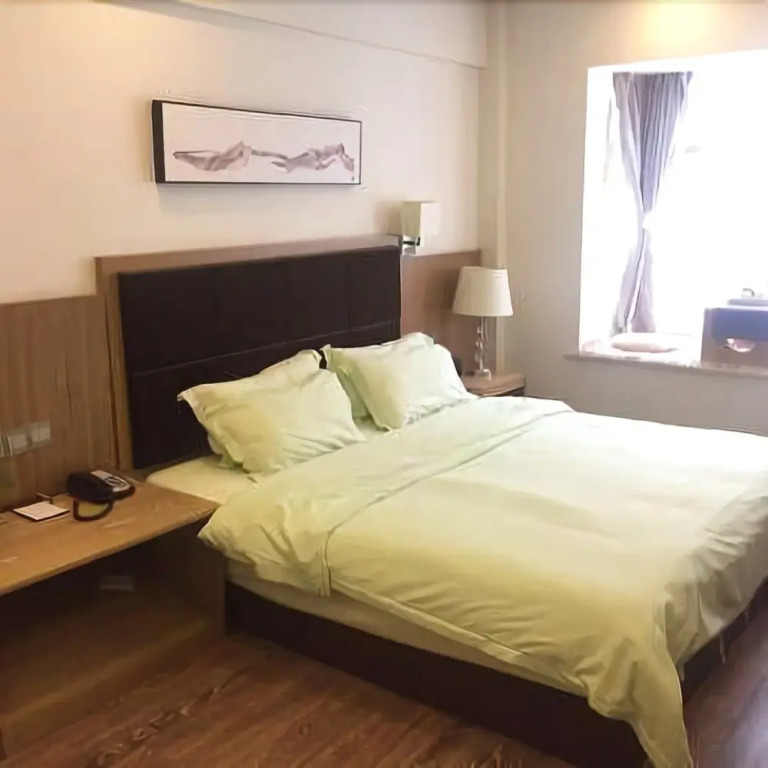 Pure Land Hotel
