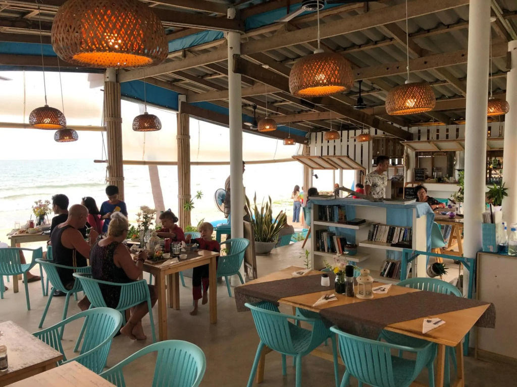 Le Petit Saint Tropez Beach Resort Khanom