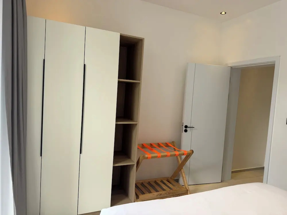 Omica 1 Residence