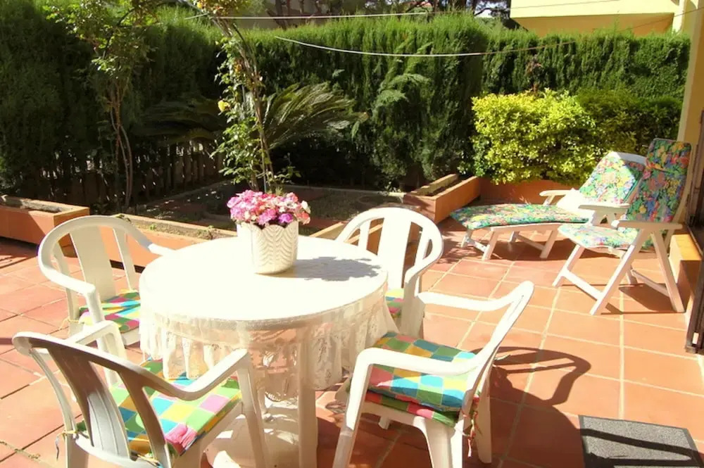 Planta Baja Con Jardin Privado Cerca De La Playa