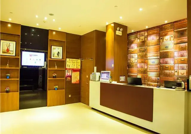 Jtour Inn Wuzhou Ligang Walking Street