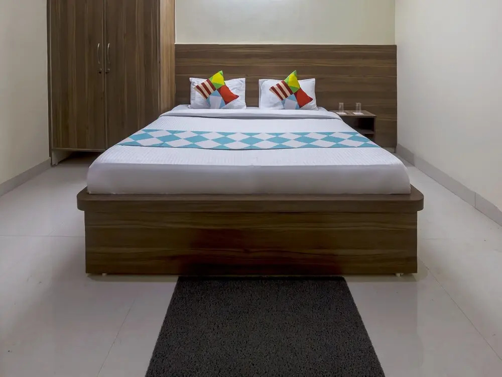 OYO 26891 Home Elegant Studio DLF Phase 3