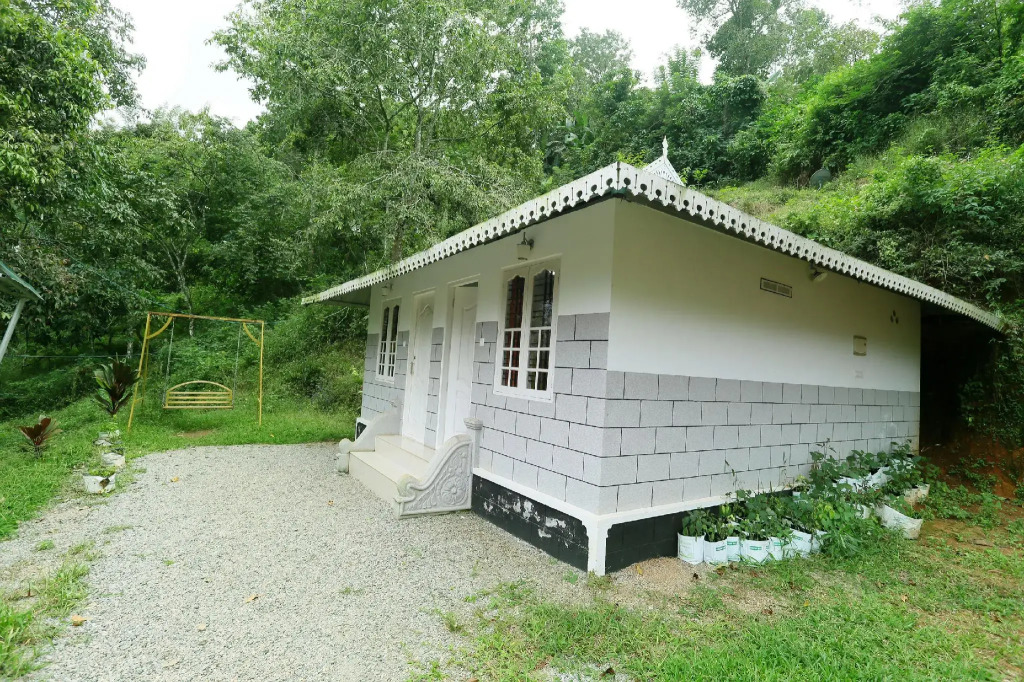 OYO 10642 Hotel Munnar Kairali