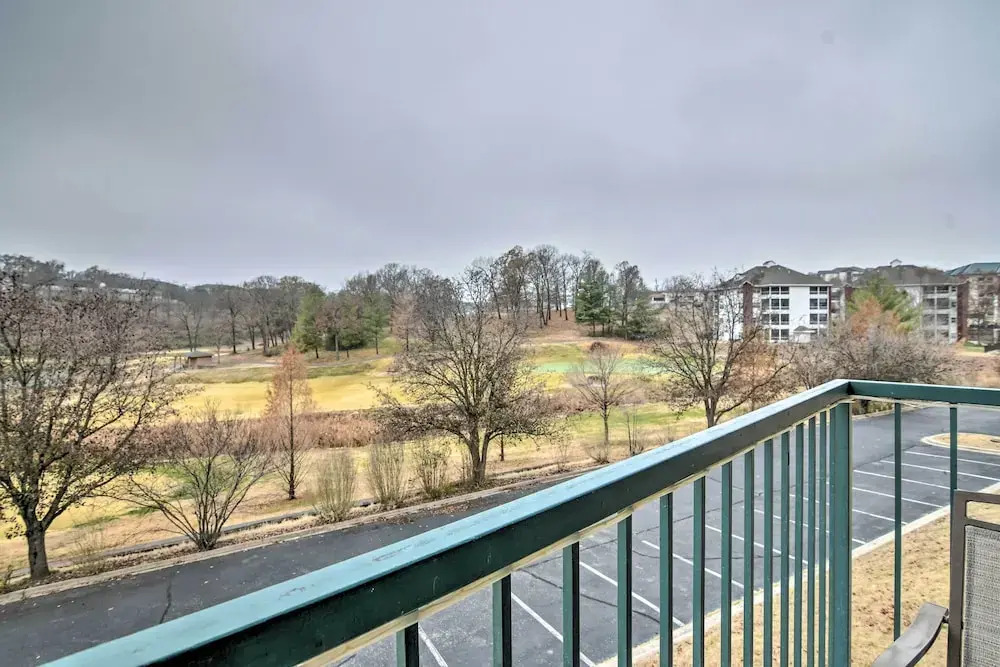 Branson Getaway ~ 7 Mi to Silver Dollar City!
