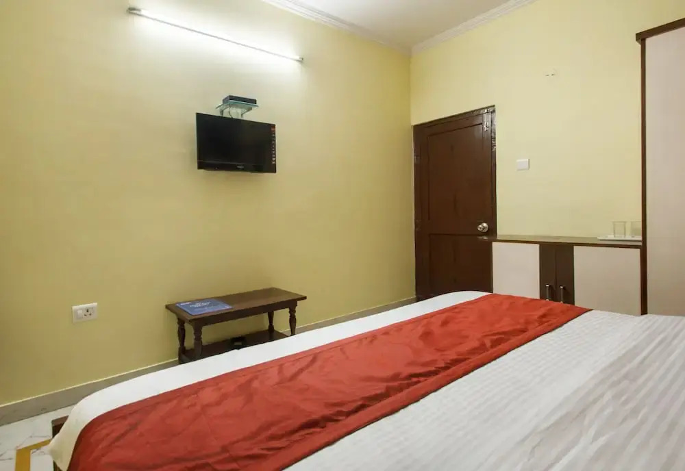 OYO 482 Hotel Maan Manuhaar