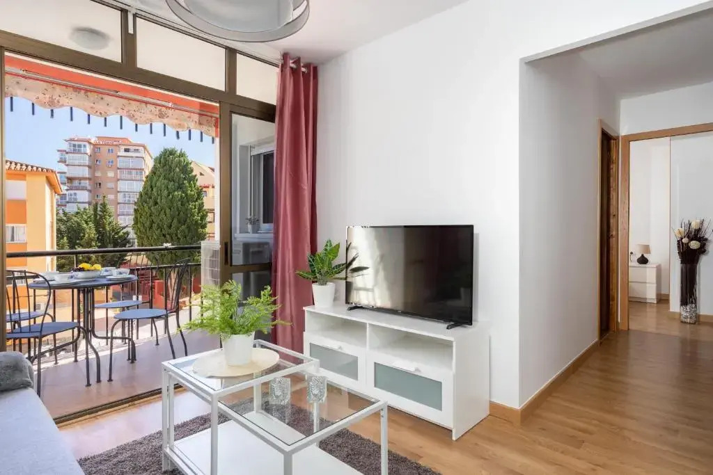 Tasteful apartment near the beach Ref 107