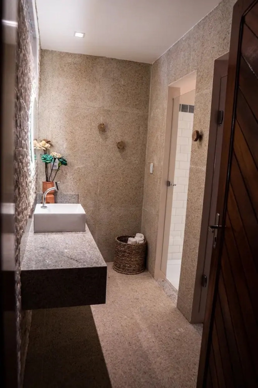 Dayo Hotel