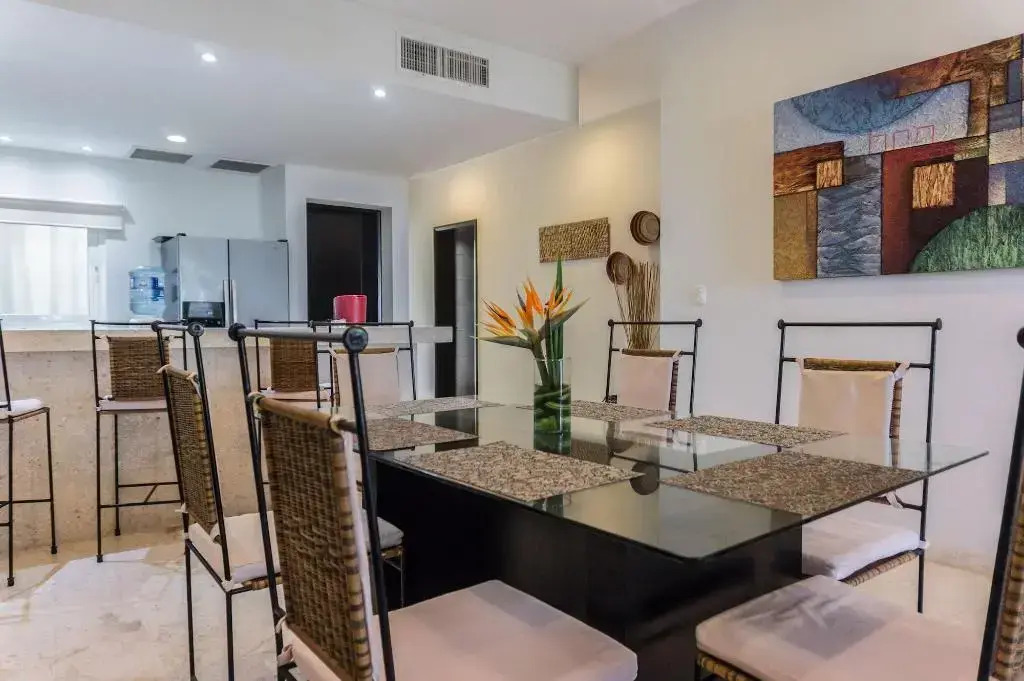Casa Coral - Luxury Condos