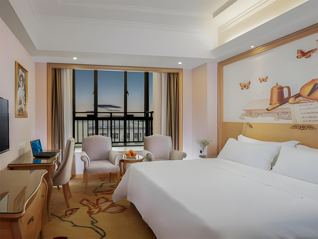 Vienna Hotel Guangzhou Huadu Sunac Cultural Tourism City Hecheng