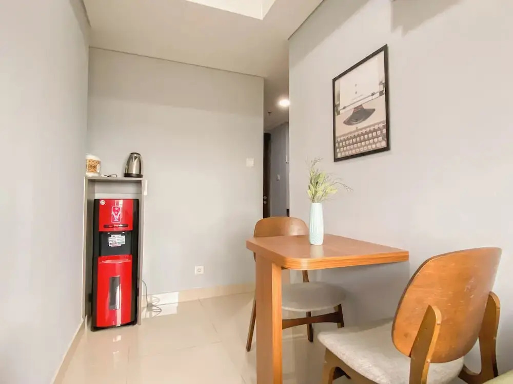 Simply Look And Best Deal 2BR at Pollux Chadstone Apartment